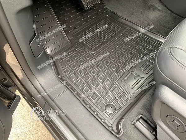 Килимки салону поліуретанові AUDI (Ауді) Q8 (2018>) - 2