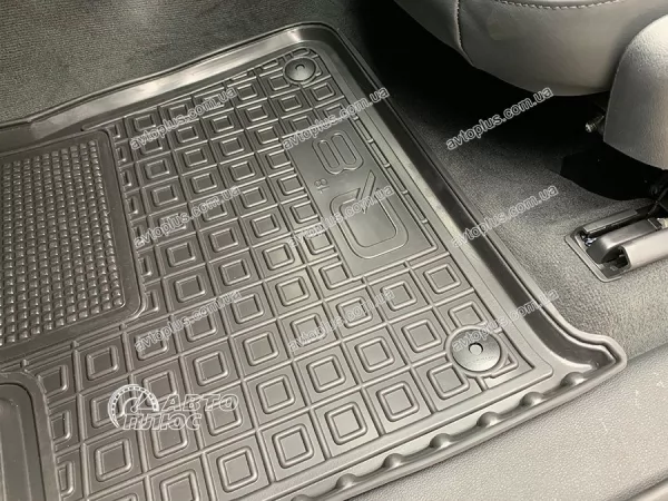 Килимки салону поліуретанові AUDI (Ауді) Q8 (2018>) - 4