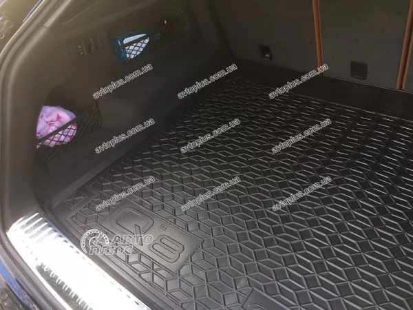 Килимки багажнику поліуретанові AUDI (Ауді) Q8 (2018>) - 2